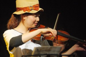 238763_1187105624_144large