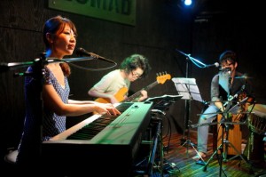 238763_1187105850_213large